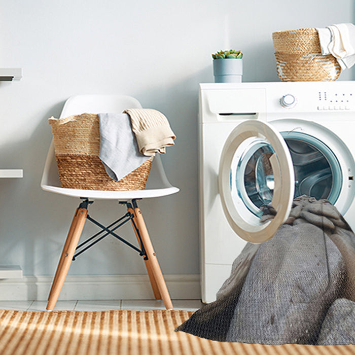 Machine Washable Transitional Pale Silver Gray Rug in a Washing Machine, wshpat134