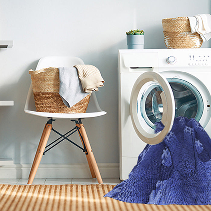 Machine Washable Transitional Light Slate Blue Rug in a Washing Machine, wshpat1350blu