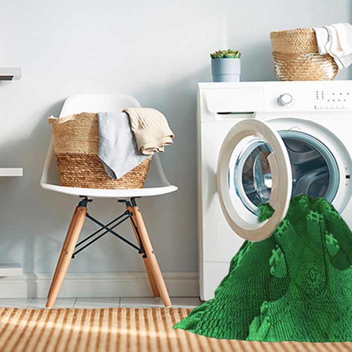 Machine Washable Transitional Deep Emerald Green Rug in a Washing Machine, wshpat1350grn