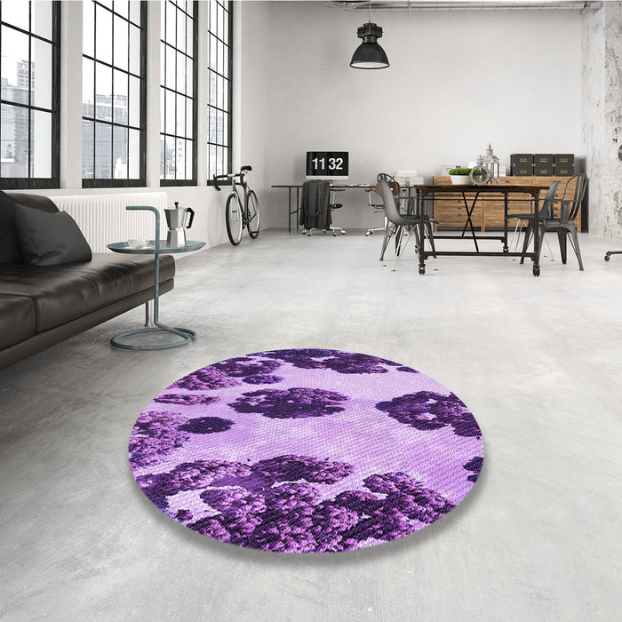 Round Patterned Violet Purple Rug in a Office, pat1363pur