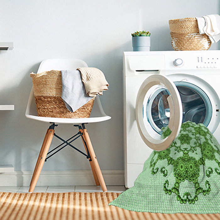 Machine Washable Transitional Green Rug in a Washing Machine, wshpat1365grn