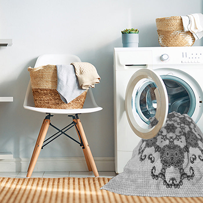 Machine Washable Transitional Platinum Gray Rug in a Washing Machine, wshpat1365gry