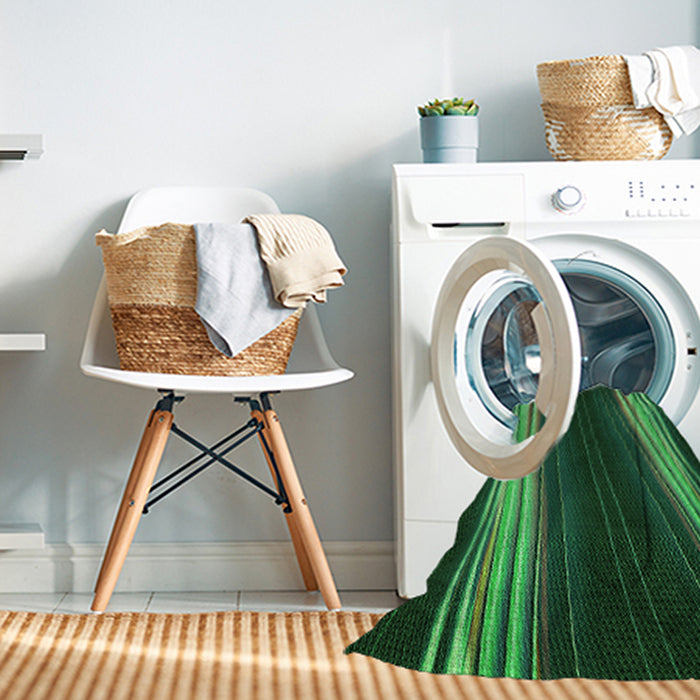 Machine Washable Transitional Dark Forest Green Rug in a Washing Machine, wshpat137grn