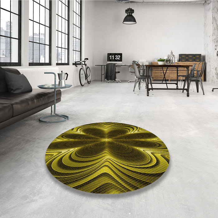 Round Patterned Black Brown Rug in a Office, pat1384yw