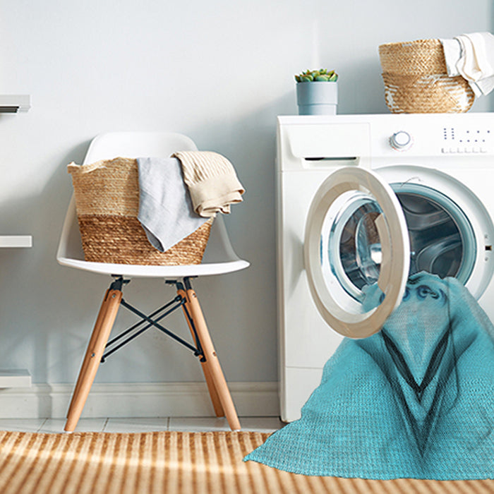 Machine Washable Transitional Dark Turquoise Green Rug in a Washing Machine, wshpat1386lblu