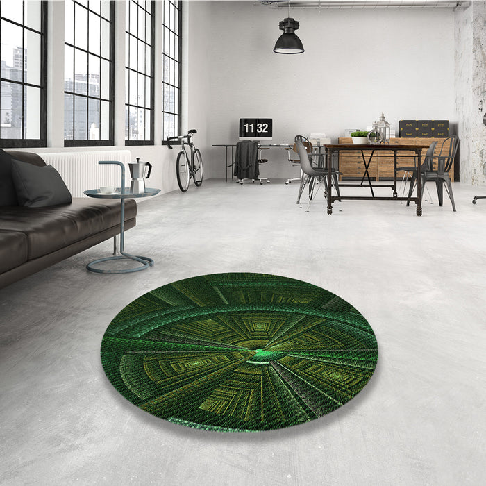 Round Patterned Black Rug in a Office, pat1389grn