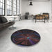 Round Patterned Black Novelty Rug in a Office, pat1389