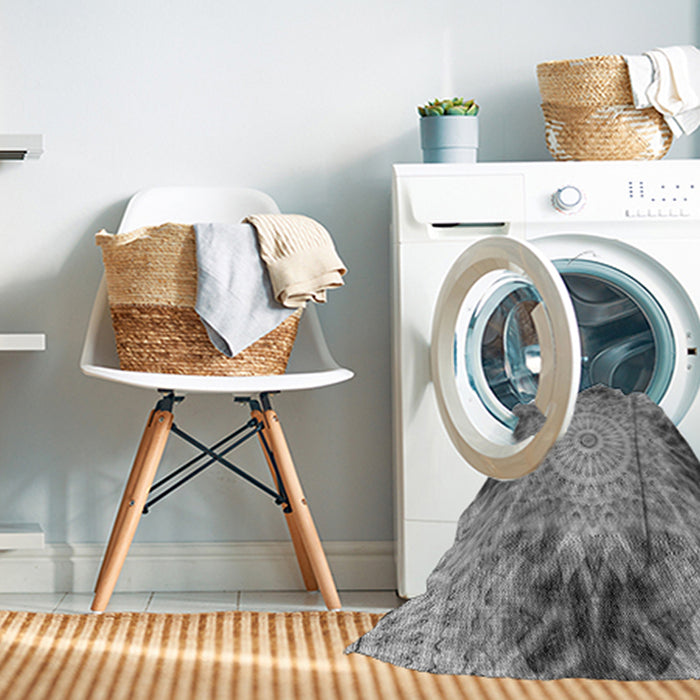 Machine Washable Transitional Cloud Gray Rug in a Washing Machine, wshpat1393gry