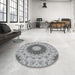 Round Machine Washable Transitional Ash Gray Rug in a Office, wshpat1394