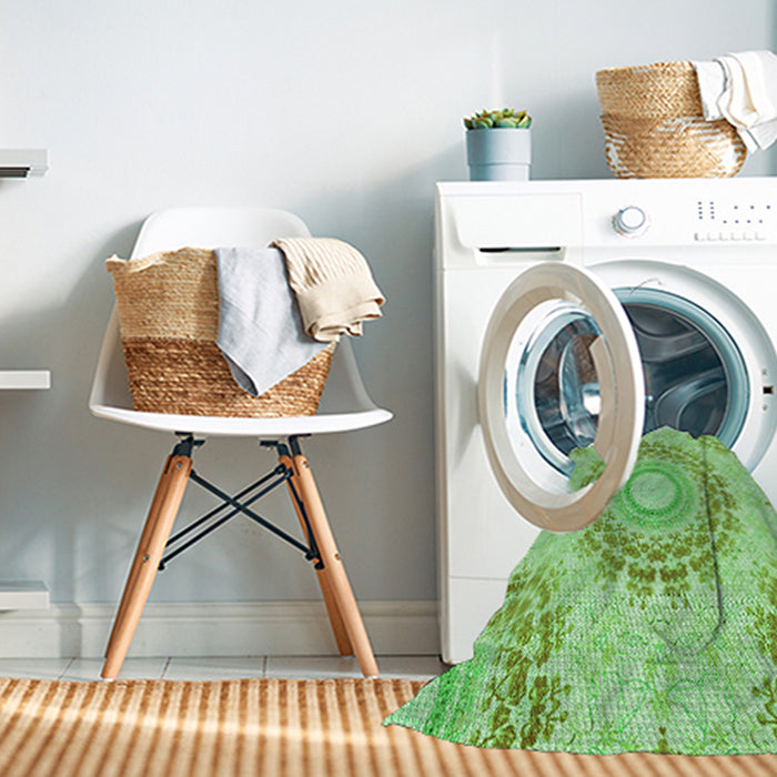 Machine Washable Transitional Jade Green Rug in a Washing Machine, wshpat1395grn