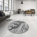 Round Patterned Carbon Gray Rug in a Office, pat1403gry