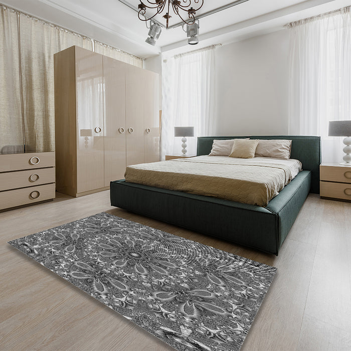 Patterned Gray Rug in a Bedroom, pat1410gry