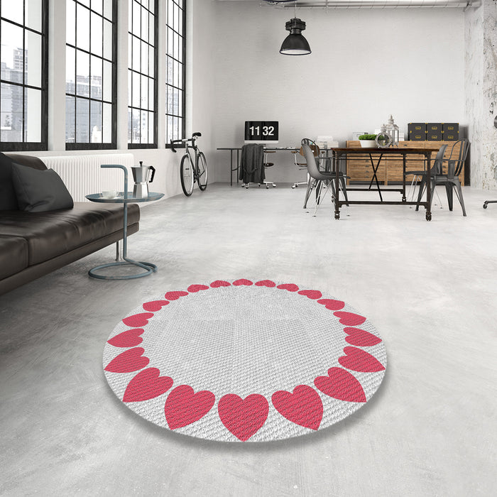 Round Machine Washable Transitional Tulip Pink Rug in a Office, wshpat1414
