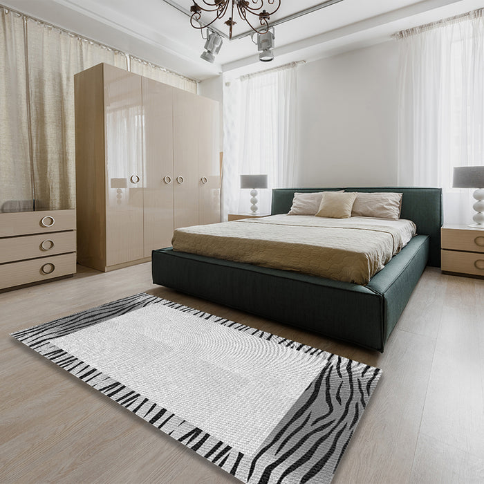 Patterned Platinum Gray Rug in a Bedroom, pat1415gry