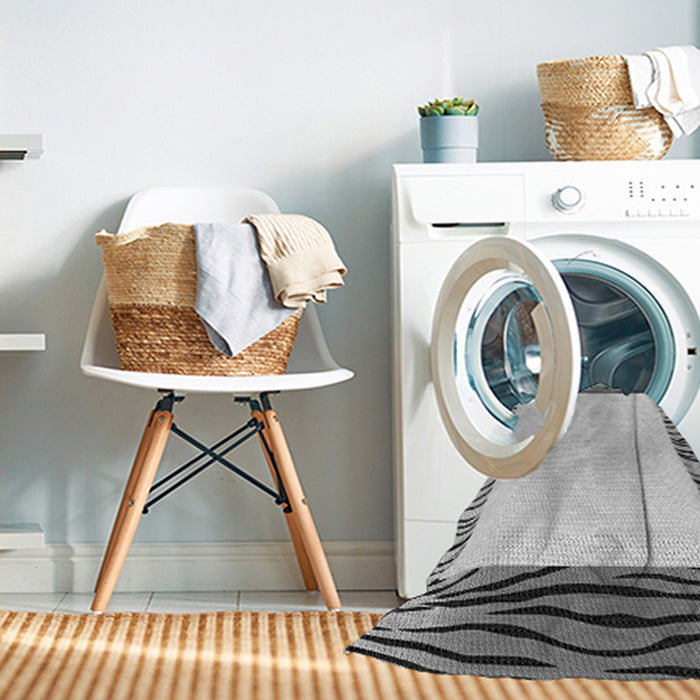 Machine Washable Transitional Platinum Gray Rug in a Washing Machine, wshpat1415gry