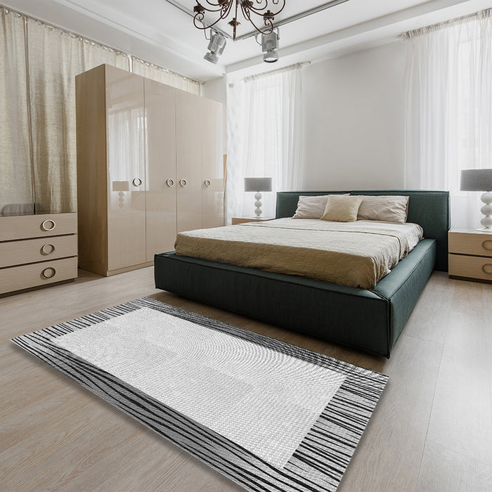 Patterned Platinum Gray Rug in a Bedroom, pat1416gry