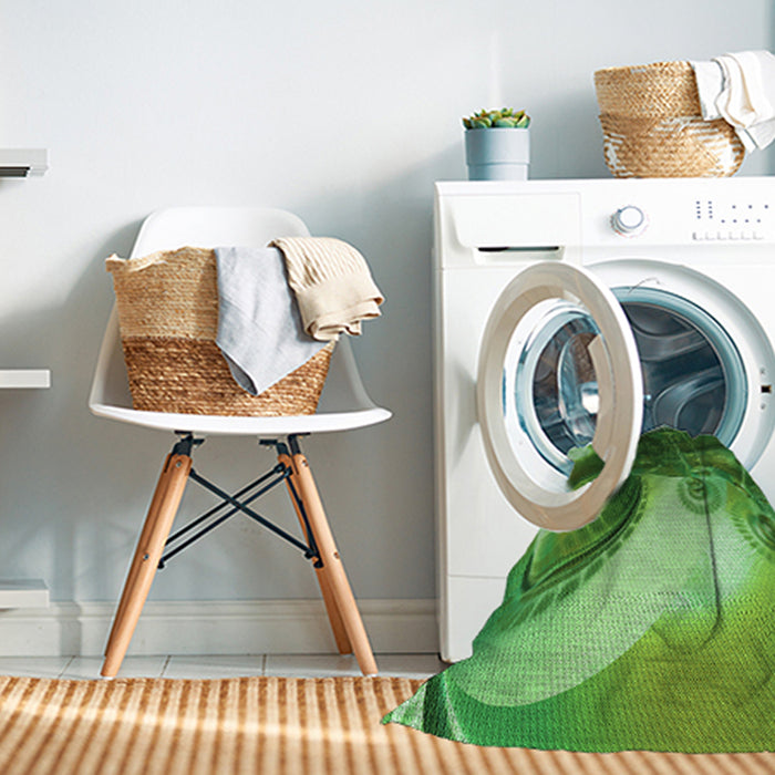 Machine Washable Transitional Deep Emerald Green Rug in a Washing Machine, wshpat1418grn