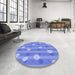 Round Patterned Blue Rug in a Office, pat1423blu