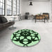 Round Patterned Dark Forest Green Rug in a Office, pat1425grn