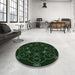 Round Patterned Black Rug in a Office, pat1426grn