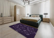 Patterned Midnight Gray Rug in a Bedroom, pat1426pur