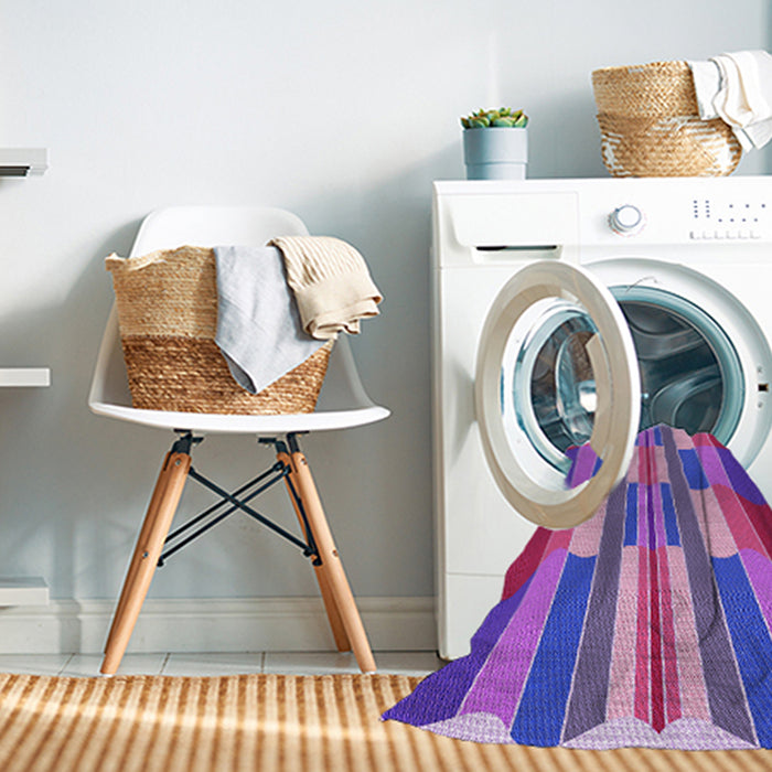 Machine Washable Transitional Medium Violet Red Pink Rug in a Washing Machine, wshpat1430pur