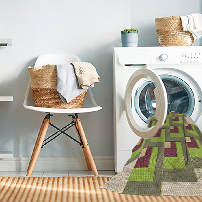 Machine Washable Transitional Green Rug in a Washing Machine, wshpat1434brn