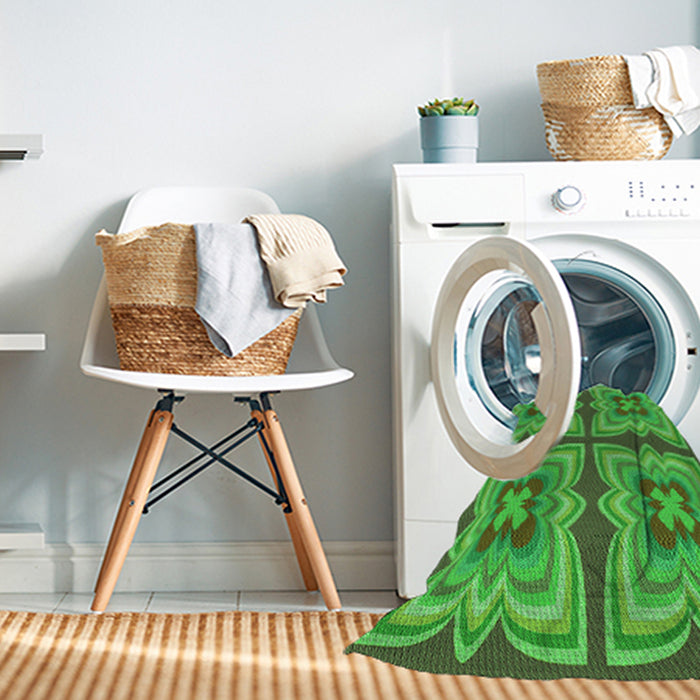 Machine Washable Transitional Dark Lime Green Rug in a Washing Machine, wshpat1437grn