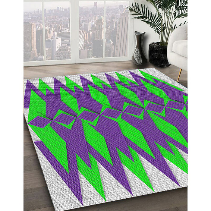 Patterned Green Modern Rug in Family Room, pat1442