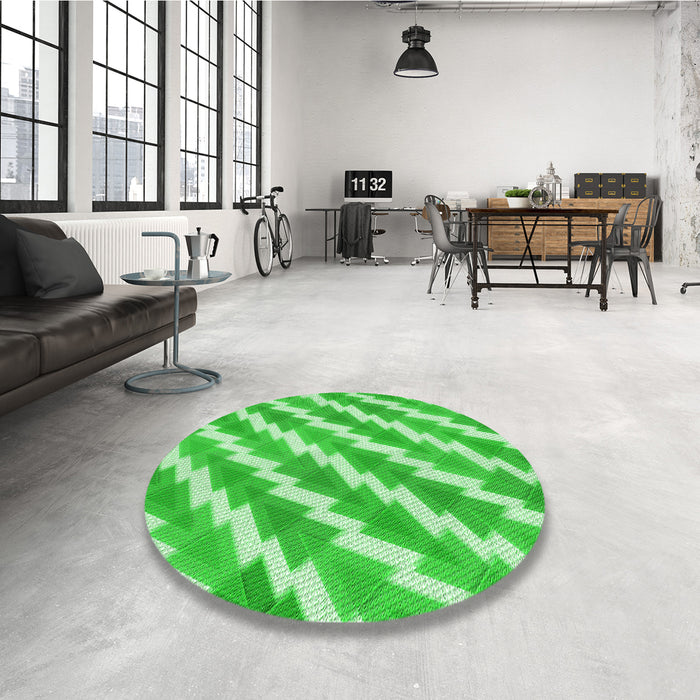 Round Patterned Neon Green Rug in a Office, pat1447grn