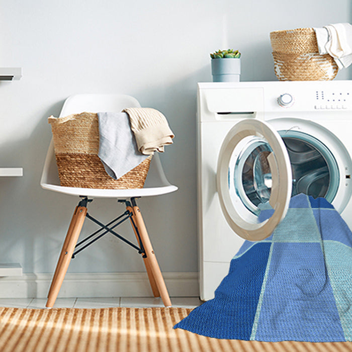 Machine Washable Transitional Neon Blue Rug in a Washing Machine, wshpat1448lblu