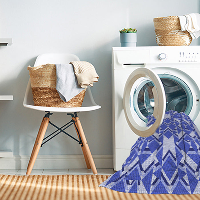 Machine Washable Transitional Jeans Blue Rug in a Washing Machine, wshpat1449blu