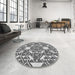 Round Patterned Silver Gray Rug in a Office, pat1449gry