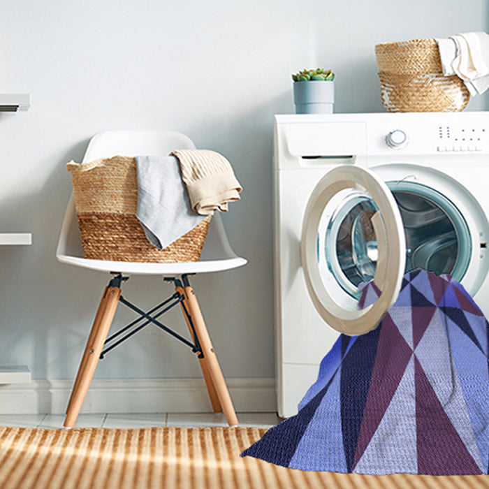 Machine Washable Transitional Sky Blue Rug in a Washing Machine, wshpat1463blu