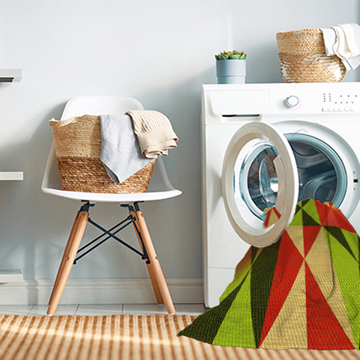 Machine Washable Transitional Green Rug in a Washing Machine, wshpat1463yw