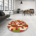 Round Patterned Metallic Gold Rug in a Office, pat1464org