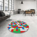 Round Patterned Light Green Novelty Rug in a Office, pat1464