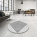 Round Patterned Platinum Gray Rug in a Office, pat1473gry