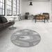 Round Patterned Gray Rug in a Office, pat1474gry