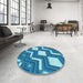 Round Patterned Blue Rug in a Office, pat1476lblu