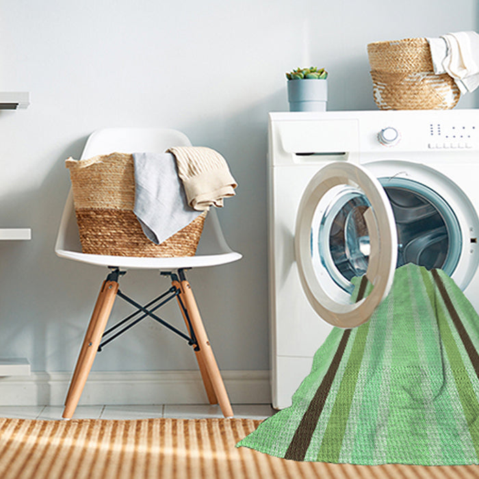 Machine Washable Transitional Green Rug in a Washing Machine, wshpat1477grn
