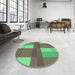 Round Patterned Brown Rug in a Office, pat1481grn