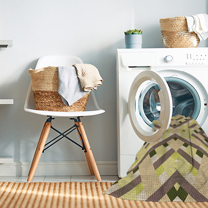 Machine Washable Transitional Brown Rug in a Washing Machine, wshpat1483brn