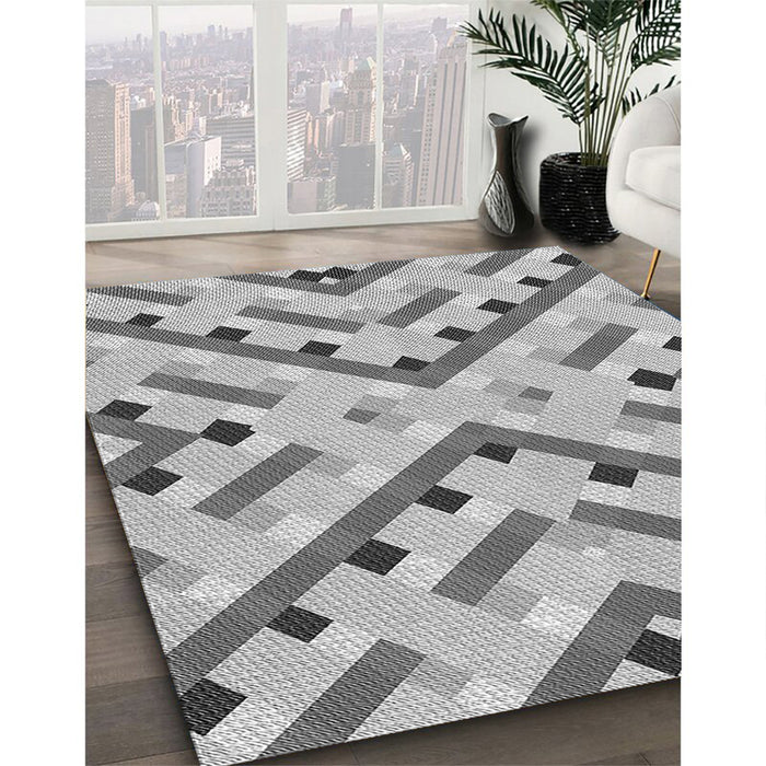 Machine Washable Transitional Platinum Silver Gray Rug in a Family Room, wshpat1483gry