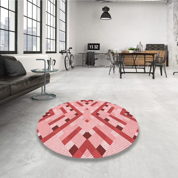 Round Patterned Pink Rug in a Office, pat1483rd