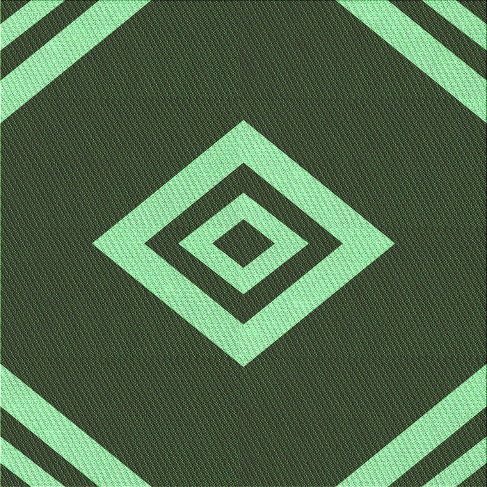 Round Machine Washable Transitional Dark Forest Green Rug, wshpat1495grn