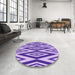 Round Patterned Mauve Purple Rug in a Office, pat1496pur