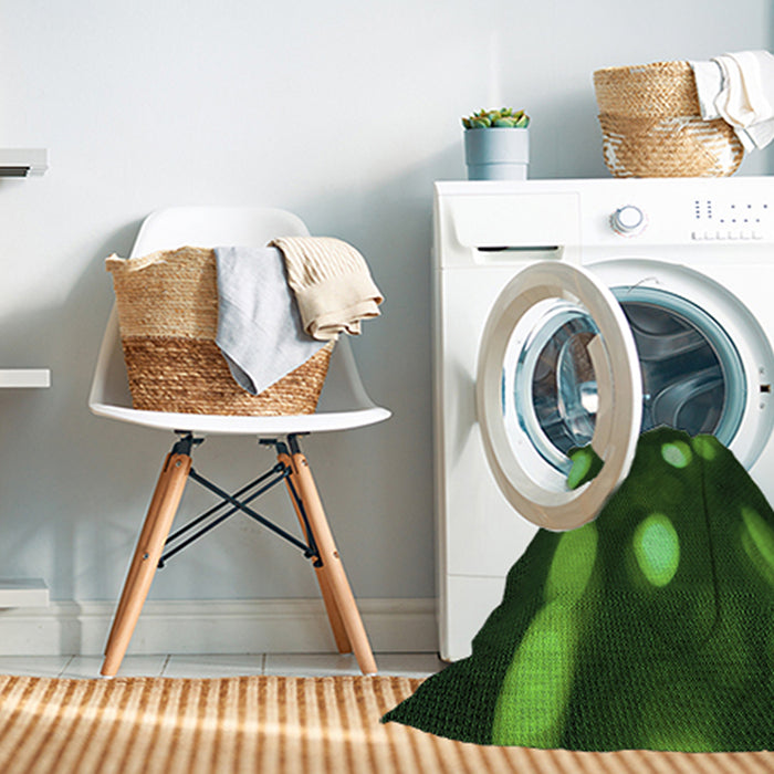 Machine Washable Transitional Dark Forest Green Rug in a Washing Machine, wshpat150grn