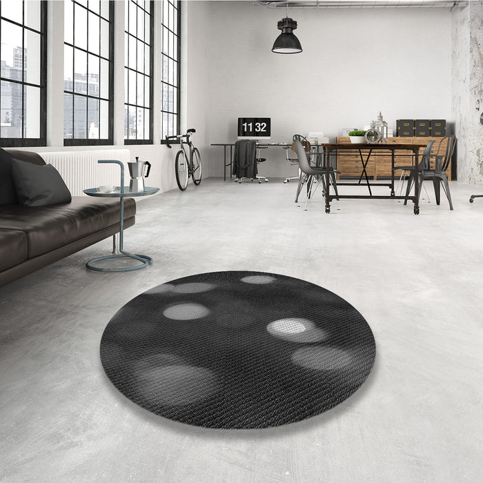 Round Patterned Midnight Gray Rug in a Office, pat150gry