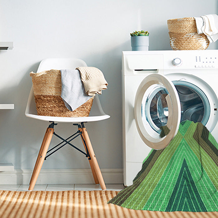 Machine Washable Transitional Green Rug in a Washing Machine, wshpat1501grn
